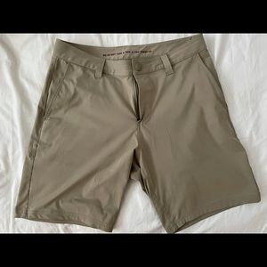 RHONE 9” Commuter Short Size 30